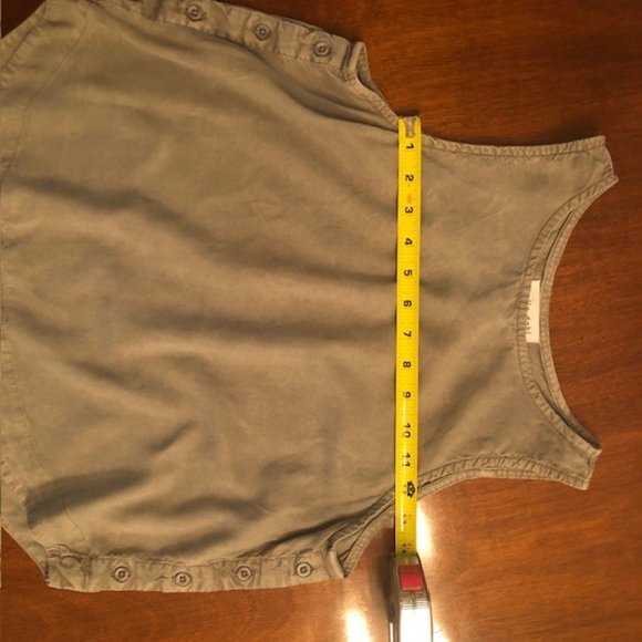 Bella Dahl Sleeveless Top - Picture 4 of 4